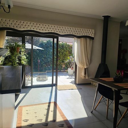 Cora'S Boutique Bed & Breakfast Swakopmund Exteriör bild